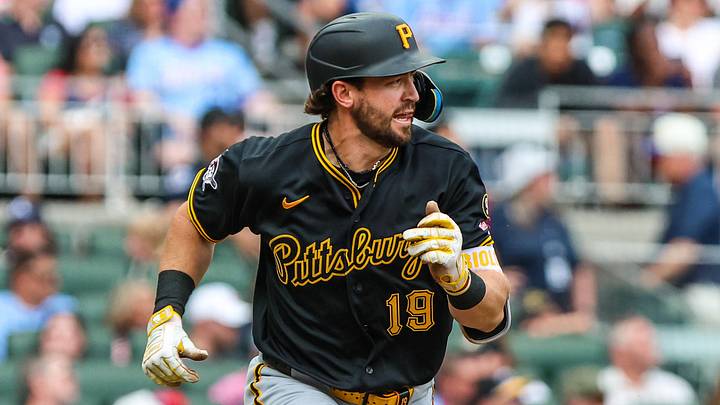 Jun 6, 2026; Cumberland, Georgia, USA; Pittsburgh Pirates shortstop Jared Triolo (19) runs to first base after a hit against the Atlanta Braves during the seventh inning at Truist Park. Mandatory Credit: Jordan Godfree-Imagn Images