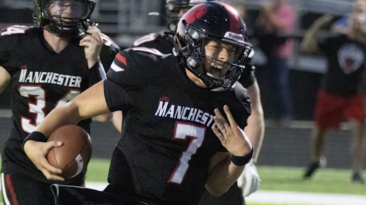 Manchester’s Tyler Pappas scores a touchdown against Canton South on Friday, Sept. 12, 2025.