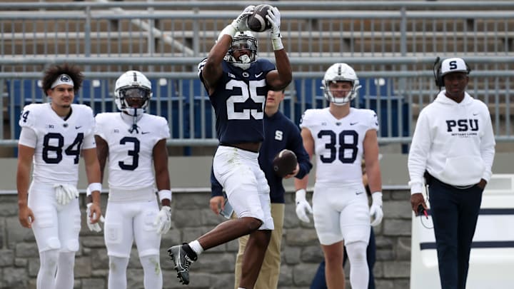 Penn State Nittany Lions running back Quinton Martin Jr. makes a catch during the 2025 Blue-White spring game at Beaver Stadium. 