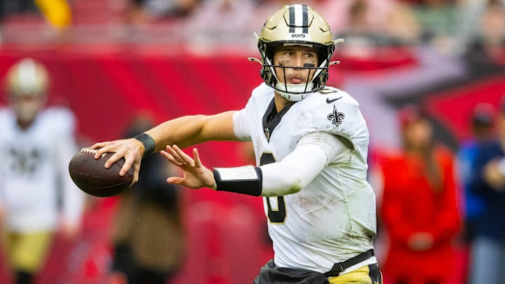 New Orleans Saints QB Tyler Shough (6) looks to throw the ball against the Tampa Bay Buccaneers on Dec. 7, 2025. New Orleans Saints QB Tyler Shough (6) looks to throw the ball against the Tampa Bay Buccaneers on Dec. 7, 2025.