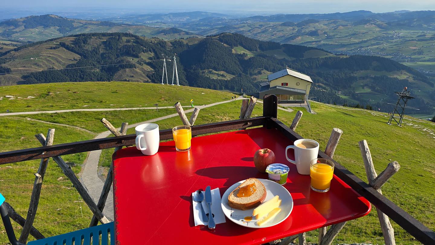 The Most—And Least—Expensive Countries to Eat Out