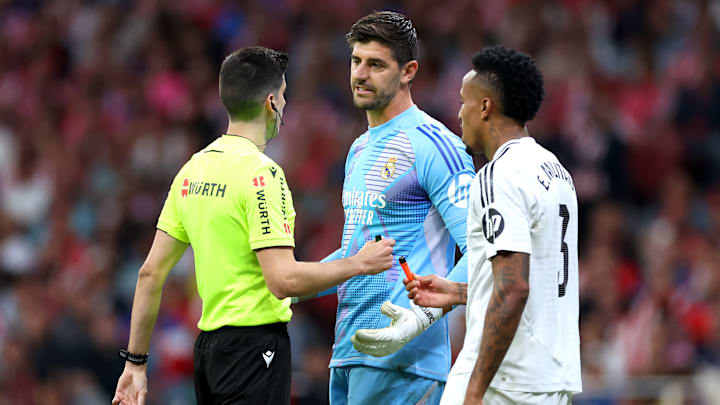 Courtois et Militao - Real Madrid, avec Mr Busquets Ferrer