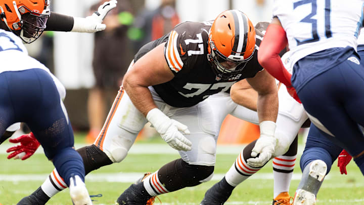Sep 24, 2023; Cleveland, Ohio, USA; Cleveland Browns guard Wyatt Teller (77) blocks the Tennessee Titans during the fourth quarter at Cleveland Browns Stadium. Mandatory Credit: Scott Galvin-Imagn Images