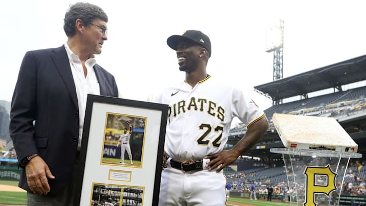 Jun 20, 2023; Pittsburgh, Pennsylvania, USA; Pittsburgh Pirates chairman Robert Nutting (left) presents designated hitter Andrew McCutchen (22) with a plaque and a base in commemoration of McCutchen's 2000th career MLB hit before the game against the Chicago Cubs at PNC Park. Mandatory Credit: Charles LeClaire-Imagn Images Jun 20, 2023; Pittsburgh, Pennsylvania, USA; Pittsburgh Pirates chairman Robert Nutting (left) presents designated hitter Andrew McCutchen (22) with a plaque and a base in commemoration of McCutchen's 2000th career MLB hit before the game against the Chicago Cubs at PNC Park. Mandatory Credit: Charles LeClaire-Imagn Images