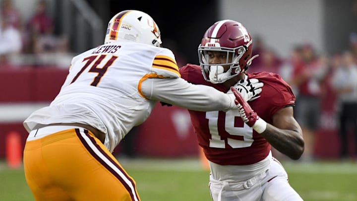 Sep 17, 2022; Tuscaloosa, Alabama, USA; UL Monroe Warhawks offensive lineman Keydrell Lewis (74) blocks against Alabama Crimson Tide linebacker Keanu Koht (19) at Bryant-Denny Stadium. Alabama won 63-7. Mandatory Credit: Gary Cosby Jr.-Imagn Images Sep 17, 2022; Tuscaloosa, Alabama, USA; UL Monroe Warhawks offensive lineman Keydrell Lewis (74) blocks against Alabama Crimson Tide linebacker Keanu Koht (19) at Bryant-Denny Stadium. Alabama won 63-7. Mandatory Credit: Gary Cosby Jr.-Imagn Images