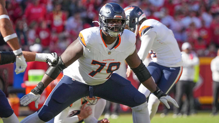 Nov 10, 2024; Kansas City, Missouri, USA; Denver Broncos offensive tackle Matt Peart (79) at the line of scrimmage against the Kansas City Chiefs during the game at GEHA Field at Arrowhead Stadium. Mandatory Credit: Denny Medley-Imagn Images Nov 10, 2024; Kansas City, Missouri, USA; Denver Broncos offensive tackle Matt Peart (79) at the line of scrimmage against the Kansas City Chiefs during the game at GEHA Field at Arrowhead Stadium. Mandatory Credit: Denny Medley-Imagn Images