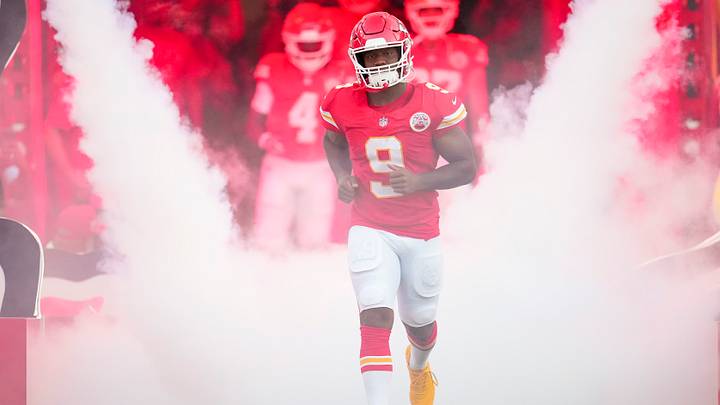 Kansas City Chiefs running back Kenneth Walker III (9) takes the field prior to a game against the Denver Broncos at Arrowhead Stadium.