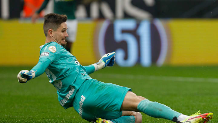 Tadeu foi um dos principais destaques da partida Tadeu foi um dos principais destaques da partida