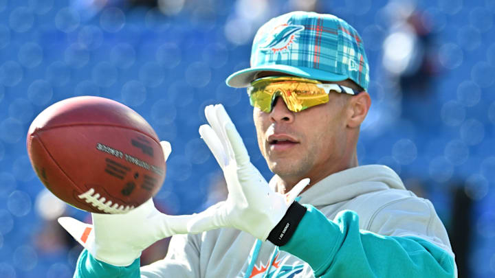 Miami Dolphins safety Jordan Poyer (21) warms up before a game against the Buffalo Bills at Highmark Stadium last season.