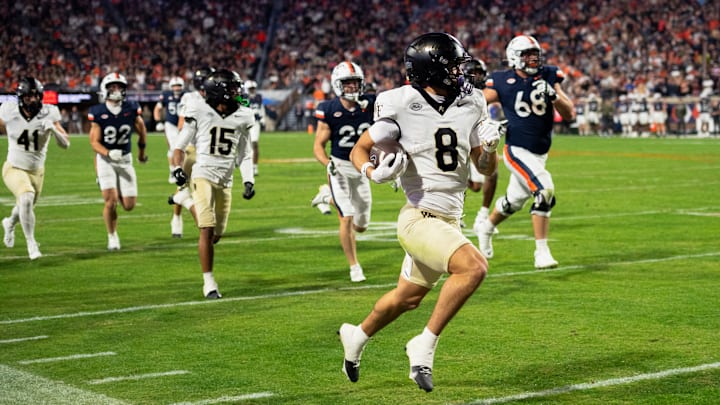 Carlos Hernandez runs back a punt for a Wake Forest Touchdown