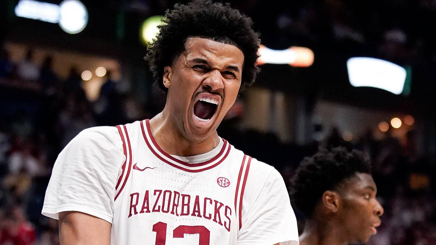 Henry Apple Razorbacks Hawaii Has Just Enough Right Things to Cause Arkansas Razorbacks Trouble