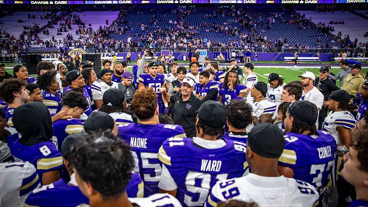 Jedd Fisch addresses the Huskies after the Spring Game. Jedd Fisch addresses the Huskies after the Spring Game.