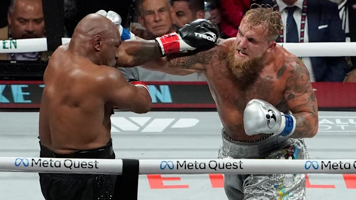 TOPSHOT-US-BOXING-TYSON-PAUL-HEAVYWEIGHT
