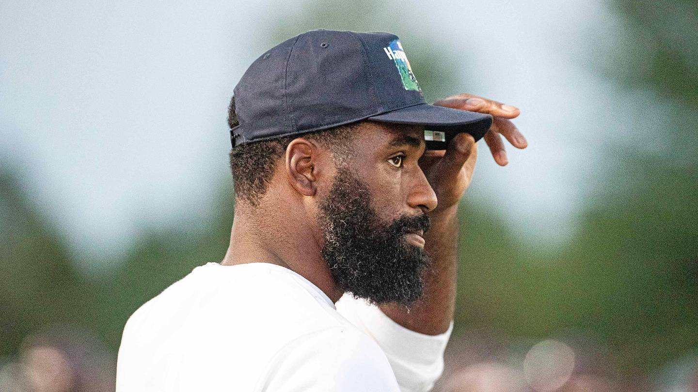 2027 Four-Star Edge Lists South Carolina Among Top Five Schools in Recruitment