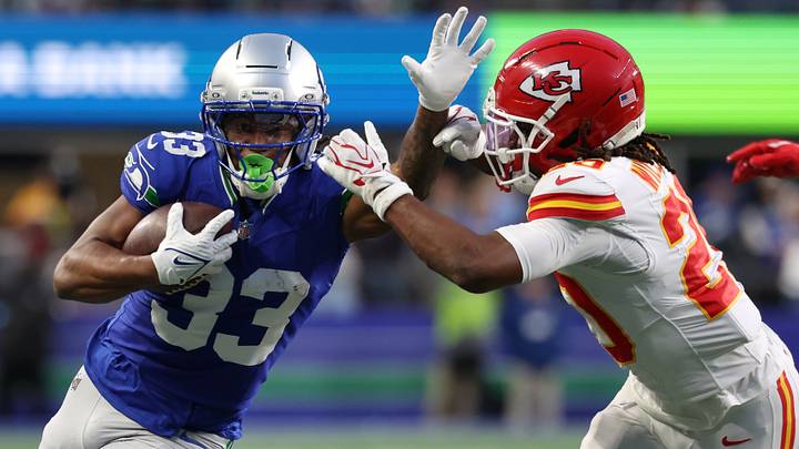 Oct 25, 2026; Seattle, Washington, USA; Seattle Seahawks running back Velus Jones Jr. (33) carries the ball defended by Kansas City Chiefs defensive back Nohl Williams (20) during the second quarter at Lumen Field. Mandatory Credit: Joe Nicholson-Imagn Images Oct 25, 2026; Seattle, Washington, USA; Seattle Seahawks running back Velus Jones Jr. (33) carries the ball defended by Kansas City Chiefs defensive back Nohl Williams (20) during the second quarter at Lumen Field. Mandatory Credit: Joe Nicholson-Imagn Images