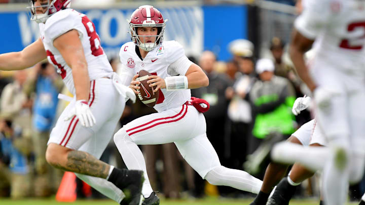 Jan 1, 2026; Pasadena, CA, USA; Alabama Crimson Tide quarterback Ty Simpson (15) looks to pass against the Indiana Hoosiers in the first half of the 2026 Rose Bowl and quarterfinal game of the College Football Playoff at Rose Bowl Stadium. Mandatory Credit: Gary A. Vasquez-Imagn Images