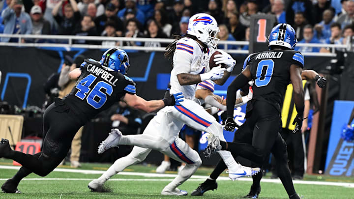 Dec 15, 2024; Detroit, Michigan, USA; Buffalo Bills running back James Cook (4) runs for a touchdown against the Detroit Lions in the second quarter at Ford Field. Dec 15, 2024; Detroit, Michigan, USA; Buffalo Bills running back James Cook (4) runs for a touchdown against the Detroit Lions in the second quarter at Ford Field.