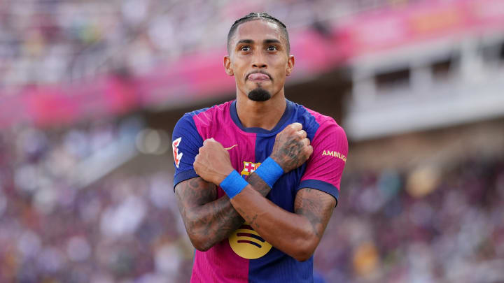 Raphinha abriu o placar e fez mais dois gols no segundo tempo