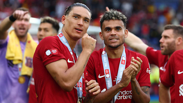 Darwin Núñez chegou ao Liverpool há poucas semanas e não fala inglês: “Vamos nos entendendo”. 