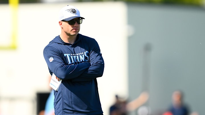 Jul 23, 2025; Nashville, TN, USA;  Tennessee Titans quarterbacks coach Bo Hardegree watches during training camp at Ascension Saint Thomas Sports Park. Mandatory Credit: Steve Roberts-Imagn Images