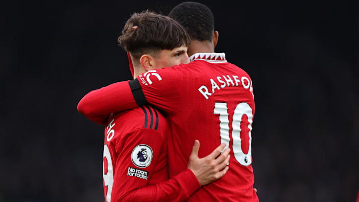 Rashford e Garnacho marcam e o Manchester United vence mais uma na Premier League.