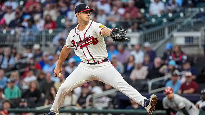 Sep 24, 2026; Cumberland, Georgia, USA; Atlanta Braves pitcher Tyler Mahle (54) pitches against the Cincinnati Reds during the first inning at Truist Park. Mandatory Credit: Dale Zanine-Imagn Images Sep 24, 2026; Cumberland, Georgia, USA; Atlanta Braves pitcher Tyler Mahle (54) pitches against the Cincinnati Reds during the first inning at Truist Park. Mandatory Credit: Dale Zanine-Imagn Images