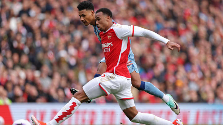 O brasileiro Gabriel Magalhães tem sido titular do Arsenal