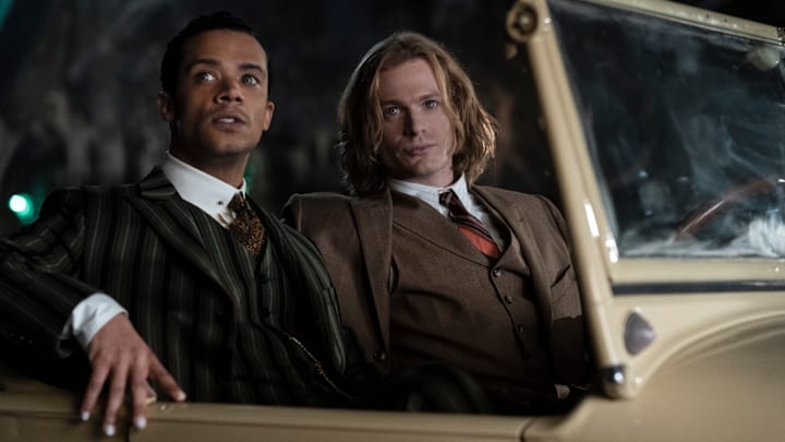 Jacob Anderson as Louis De Point Du Lac and Sam Reid as Lestat De Lioncourt - Interview with the Vampire Season 1, Episode 4 - Photo Credit: Alfonso Bresciani/AMC