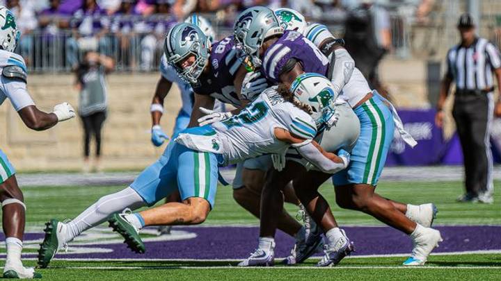 Tulane LB Dickson Agu tackling vs K-State Tulane LB Dickson Agu tackling vs K-State