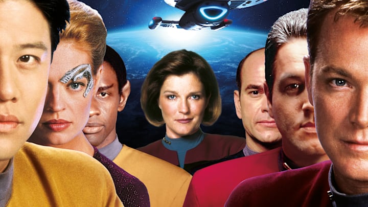 Photo: Star Trek: Voyager 25th Anniversary Special.. Image Courtesy Titan Comics