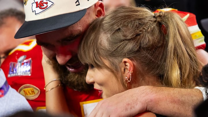 Kansas City Chiefs tight end Travis Kelce (87) celebrates with girlfriend Taylor Swift after defeating the San Francisco 49ers in Super Bowl LVIII at Allegiant Stadium. Kansas City Chiefs tight end Travis Kelce (87) celebrates with girlfriend Taylor Swift after defeating the San Francisco 49ers in Super Bowl LVIII at Allegiant Stadium.