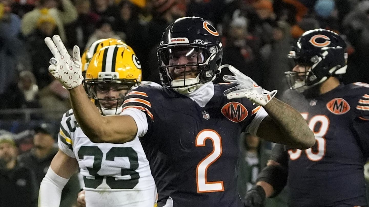 4 DJ Moore Stats That Show Bills Finally Made Right Choice for Josh Allen