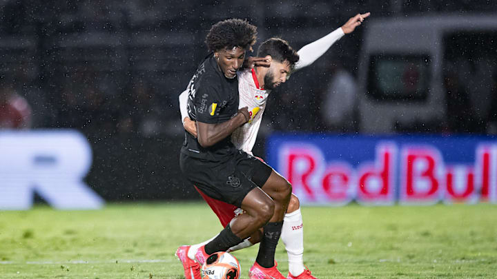 Sem Yuri Alberto, Talles Magno é uma das opções para o setor ofensivo Sem Yuri Alberto, Talles Magno é uma das opções para o setor ofensivo