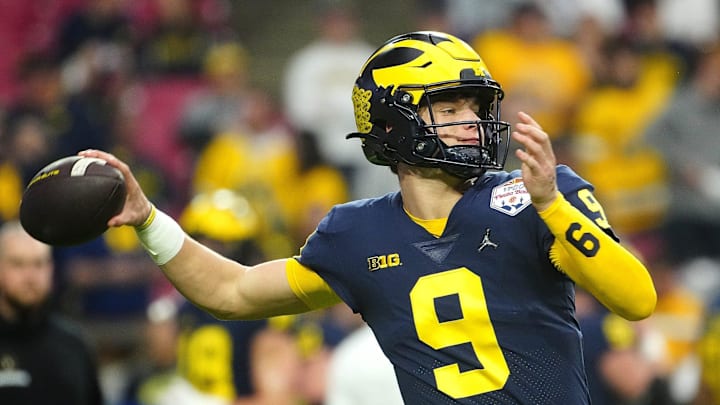 December 31, 2022; Glendale, Ariz; USA; Michigan quarterback JJ McCarthy (9) throws a pass during the pregame before the Fiesta Bowl at State Farm Stadium.
Ncaa Fiesta Bowl Game December 31, 2022; Glendale, Ariz; USA; Michigan quarterback JJ McCarthy (9) throws a pass during the pregame before the Fiesta Bowl at State Farm Stadium.
Ncaa Fiesta Bowl Game