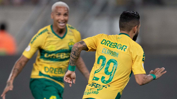 Cuiabá chegou a seis vitórias em 16 jogos no Campeonato Brasileiro Cuiabá chegou a seis vitórias em 16 jogos no Campeonato Brasileiro