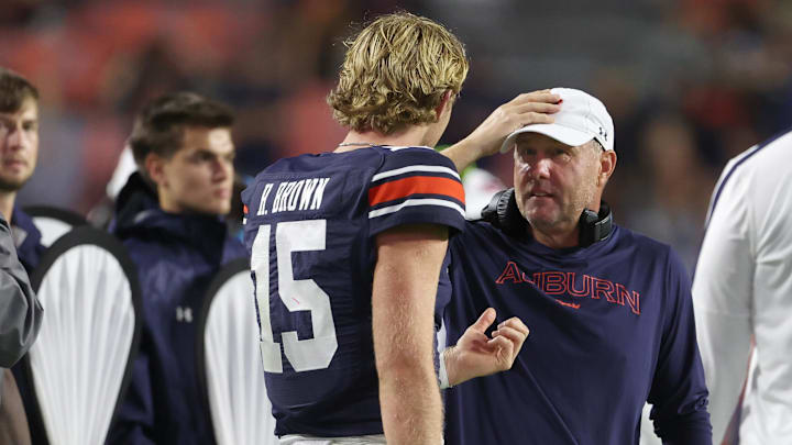 USA Today eviscerated Hugh Freeze and claimed his Auburn football locker room isn't bought in because of his attitude