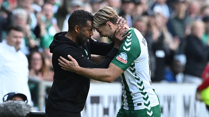 Daniel Thioune und Niclas Füllkrug feiern den Sieg über Leipzig Daniel Thioune und Niclas Füllkrug feiern den Sieg über Leipzig
