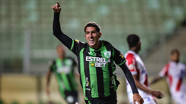 Coelho ficou seis rodadas seguidas na lanterna do Brasileirão