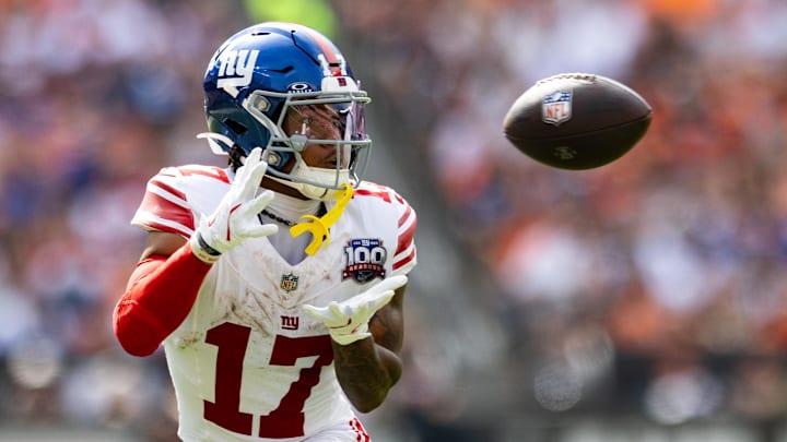 New York Giants wide receiver Wan'Dale Robinson catches a pass during the third quarter against the Cleveland Browns.