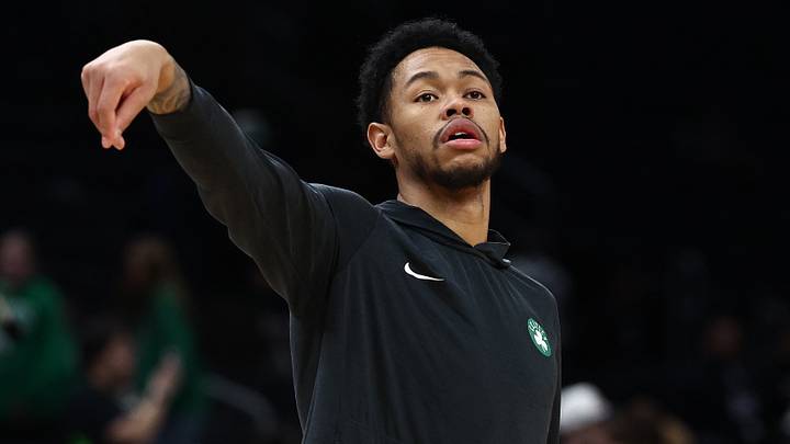 Jan 30, 2026; Boston, Massachusetts, USA; Boston Celtics guard Anfernee Simons (4) shoots before their game against the Sacramento Kings at TD Garden. Mandatory Credit: Winslow Townson-Imagn Images Jan 30, 2026; Boston, Massachusetts, USA; Boston Celtics guard Anfernee Simons (4) shoots before their game against the Sacramento Kings at TD Garden. Mandatory Credit: Winslow Townson-Imagn Images