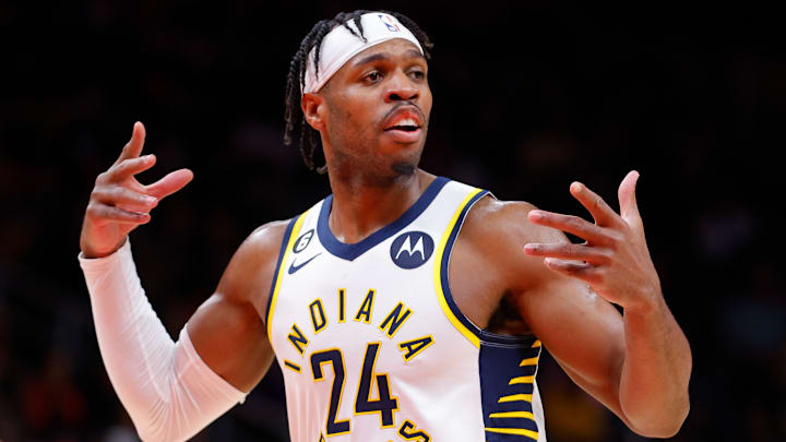 La llegada de Buddy Hield a los Lakers no será tan sencilla