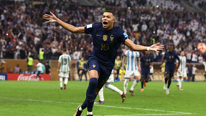 Kylian Mbappé sera le capitaine des Bleus face aux Pays-Bas