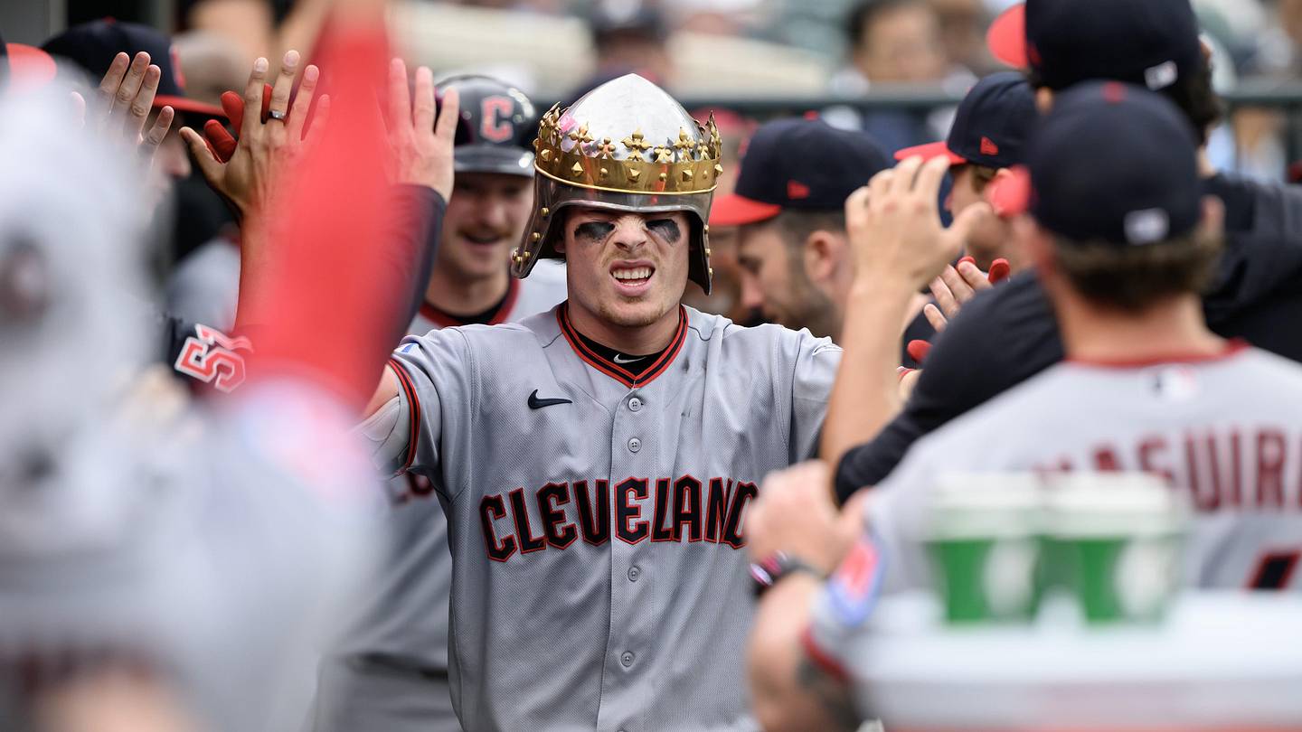 Travis Bazzana's hot Guardians start is shutting down critical prospect evaluators