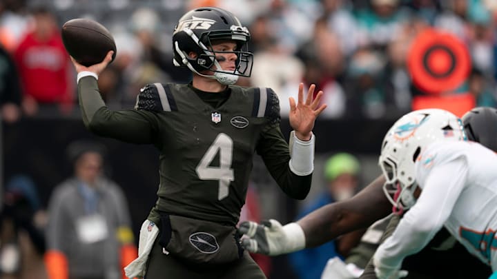 New York Jets quarterback Brady Cook (4) looks to pass the ball during a week 14 football game between the New York Jets and Miami Dolphins at MetLife Stadium on Sunday, Dec. 7, 2025. New York Jets quarterback Brady Cook (4) looks to pass the ball during a week 14 football game between the New York Jets and Miami Dolphins at MetLife Stadium on Sunday, Dec. 7, 2025.