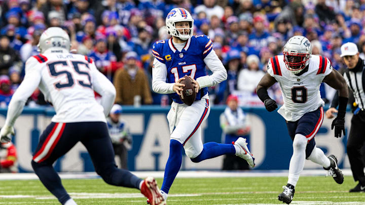 New England Patriots v Buffalo Bills