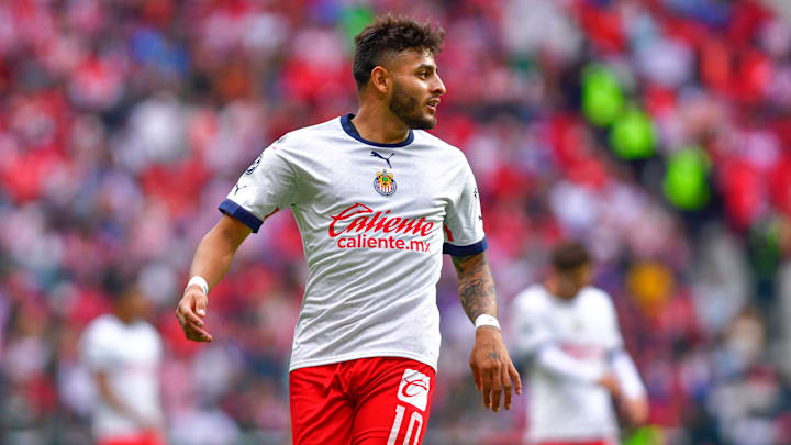 Aexis Vega se mantendría en Chivas