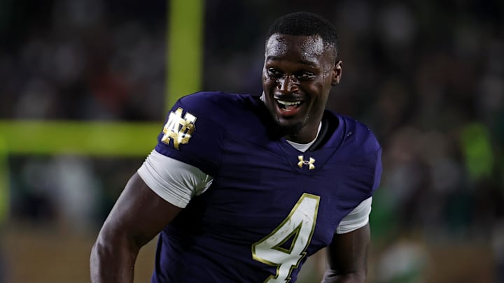 Notre Dame Fighting Irish running back Jeremiyah Love