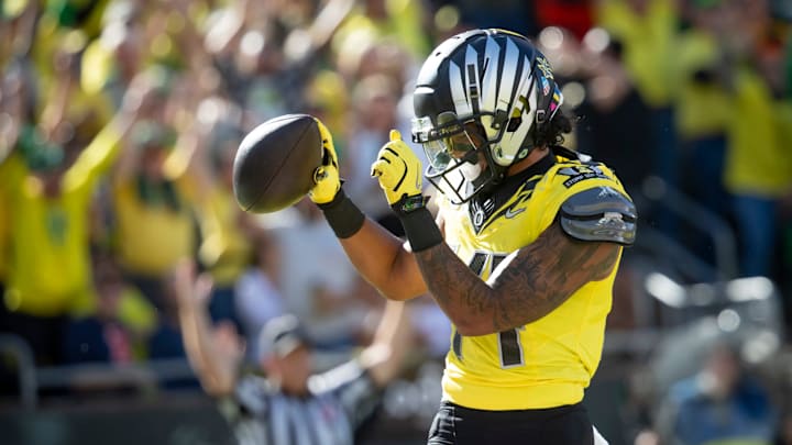 Oregon wide receiver Justius Lowe celebrates a touchdown as the No. 1 Oregon Ducks host the No. 21 Illinois Fighting Illini Saturday, Oct. 26, 2024 at Autzen Stadium in Eugene, Ore.