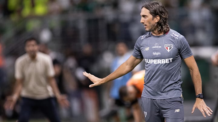 São Paulo é o primeiro trabalho de Zubeldía no futebol brasileiro
