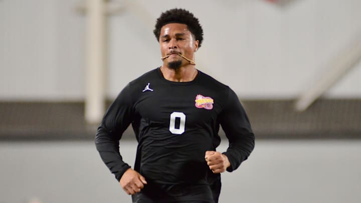 Oklahoma running back Jaydn Ott runs the 40-yard dash at Pro Day.